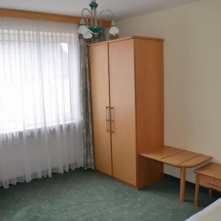 Garni Ξενοδοχείο